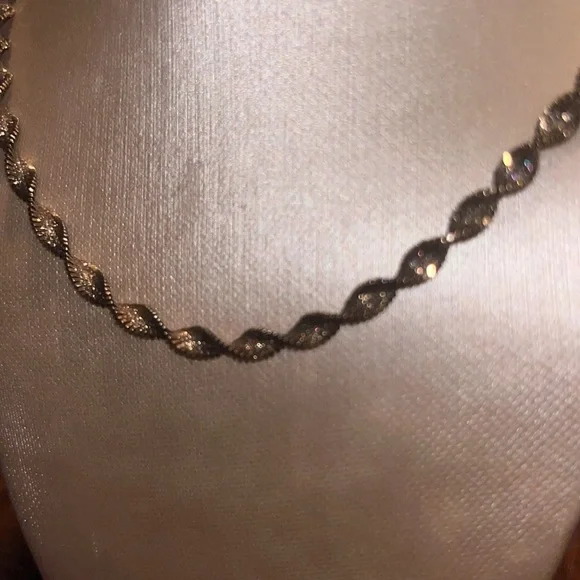 Vintage Italian Gold Plated 925 Sterling Silver 18” Crystal Twisted Necklace - Picture 4 of 5